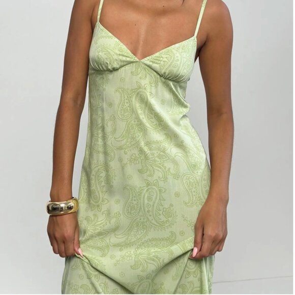 Motel Rocks Dresses & Skirts - 🍋‍🟩 Motel Rocks Sastra Retro Paisley Lime Vintage Inspired Midi Slip Dress